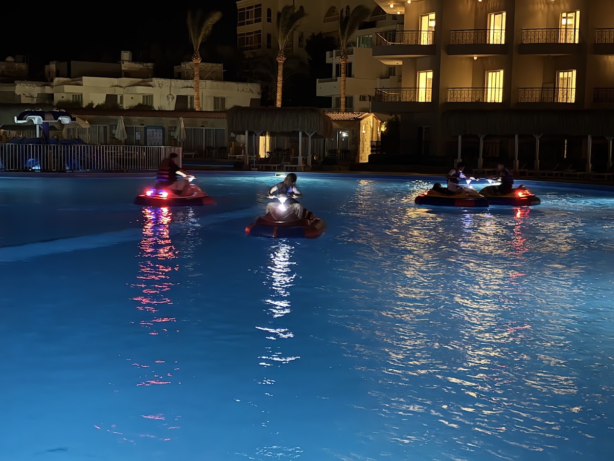 SUNRISE SERANO AQUA PARK (RIVIERA) — 9