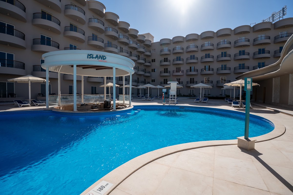 SUNRISE SERANO CLUB (EX.RIVIERA CLUB) — 5