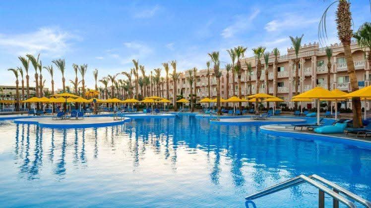ALBATROS MAKADI RESORT