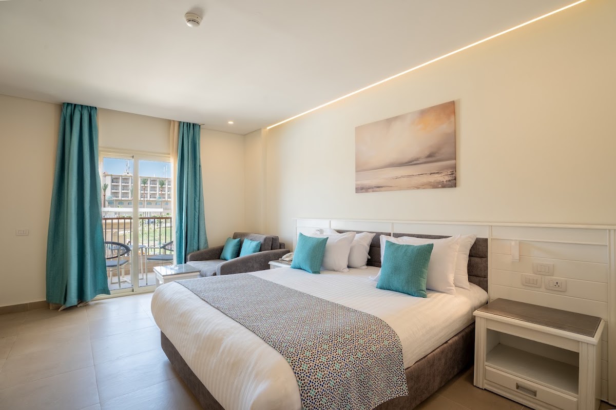 SUNRISE SERANO CLUB (EX.RIVIERA CLUB) — 2