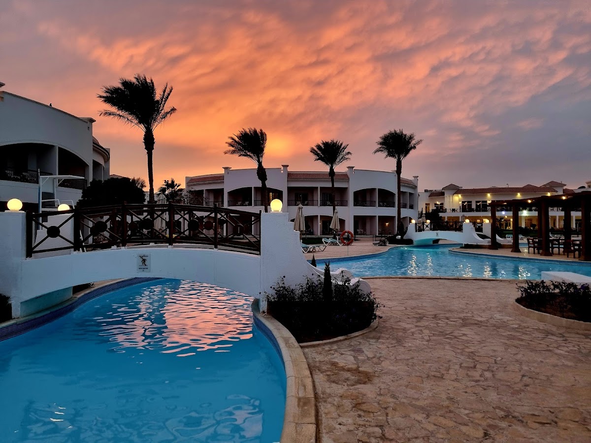 SUNRISE ALMA BAY RESORT — 3